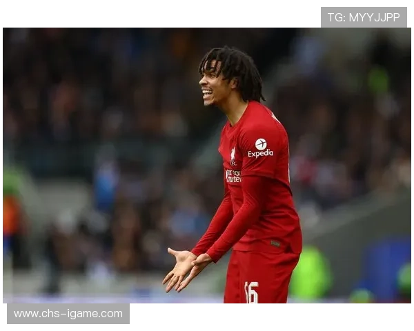 阿诺德在线直播传授边路技能，关注数猛涨